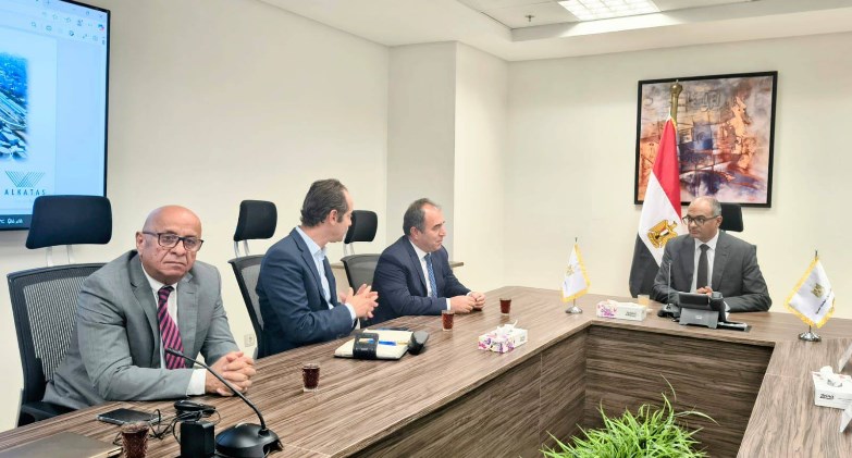   الإسكان تبحث مع شركة تركية فرص التعاون في مشروعات المياه الصرف الصحي