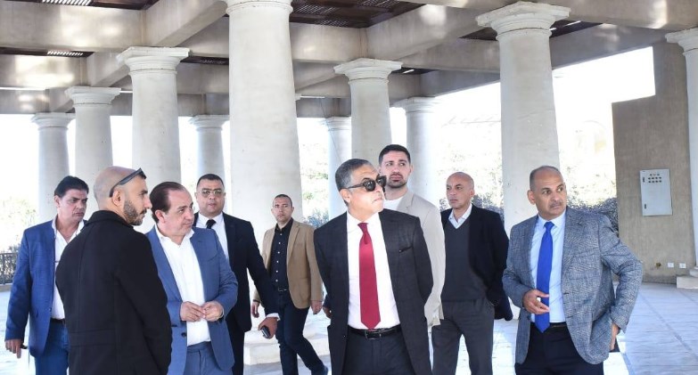 رئيس هيئة الاستثمار يتفقد مشروع «نايا ويلنس نايل سورناجا» بمنطقة الصف