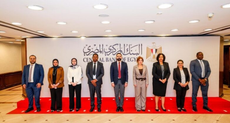 البنك المركزي يستضيف وفدًا من خبراء التخطيط والإدارة ببنك تنزانيا 