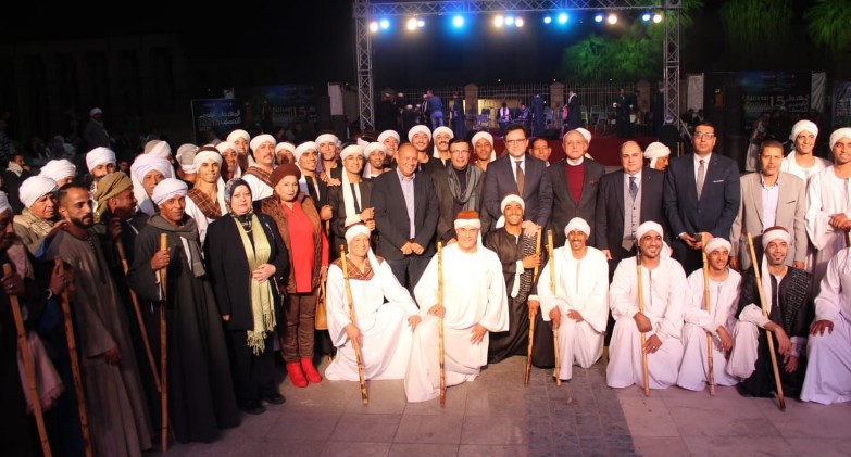 وزير الثقافة ومحافظ الأقصر يشاركان في ختام المهرجان القومي للتحطيب