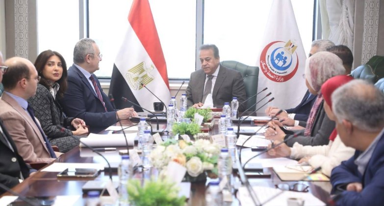 وزير الصحة يترأس اجتماع مجلس إدارة الهيئة العامة للمستشفيات التعليمية 