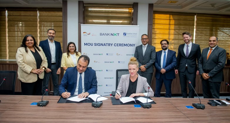 بنك نكست يوقّع مذكرة تفاهم مع كلية فرانكفورت للتمويل والإدارة وشركة شيمونيكس