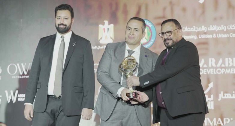 تكريم شركة البروج للإنشاء والتعمير في مهرجان The Best – عقار مصر 2025