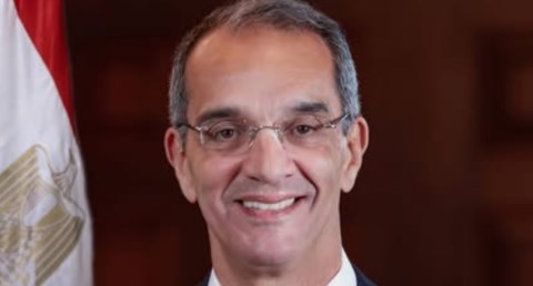 وزير الاتصالات 