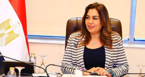  الدكتورة منال عوض ، وزيرة التنمية المحلية، 