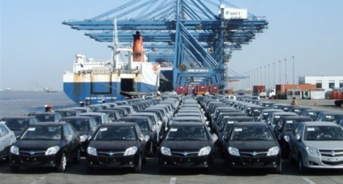 «الاستثمار» تقرر تعديل شروط استيراد السيارات وقطع الغيار 