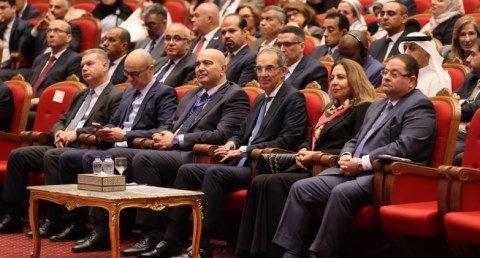 وزير الاتصالات يفتتح فعاليات الدورة السابعة لقمة FDC Summit     