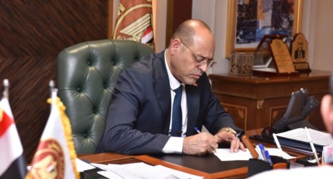  وزير العمل  محمد جبران