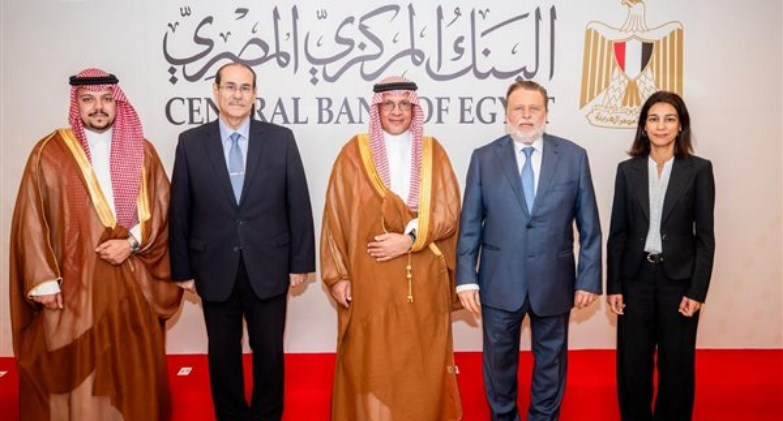  حسن عبد الله مع الأمين العام للمجلس التنسيقي المصري السعودي