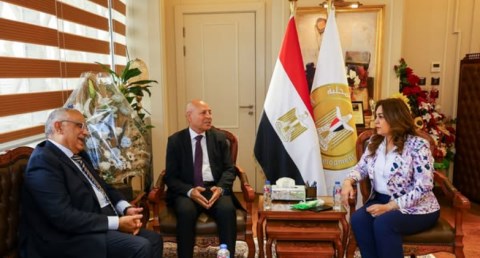 وزيرة التنمية المحلية 