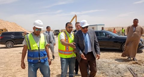 وزير الكهرباء والطاقة المتجددة 