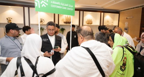 وزيرة التضامن تتابع عمليات تفويج حجاج الجمعيات الأهلية للأراضي المقدسة