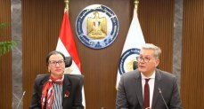وزيرا البترول والبيئة 