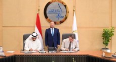 النقل تتعاقد مع جرين فالي لتشغيل 100 سيارة كهربائية بالقاهرة والجيزة 