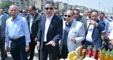 وزير التموين ومحافظ القاهرة يفتتحان سوق اليوم الواحد بمدينة نصر