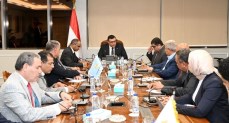 وزير الإسكان يتابع الجهود المبذولة في ملف  توطين صناعة تحلية المياه
