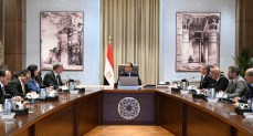 رئيس الوزراء يوجه بتيسير إجراءات تسريع وتيرة عمل إكسون موبيل في مصر 