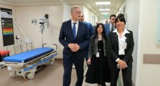 وزير البترول يزور مستشفى أهل مصر ويشيد بدورها الرائد في علاج الحروق