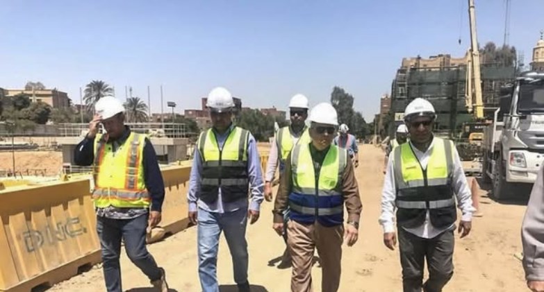 وزير الموارد المائية والرى