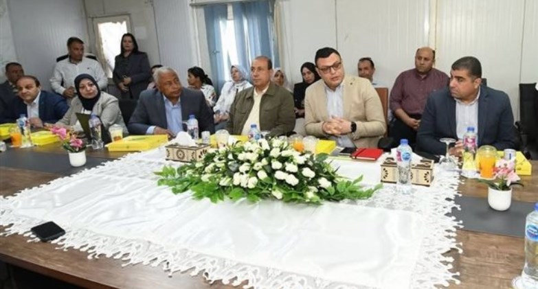 وزير الإسكان يتابع الموقف التنفيذي لمشروع حدائق تلال الفسطاط  