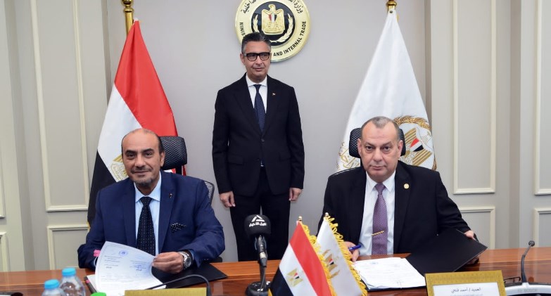  التموين توقع عقود شراكة مصرية سعودية مع شركة بنده العالمية