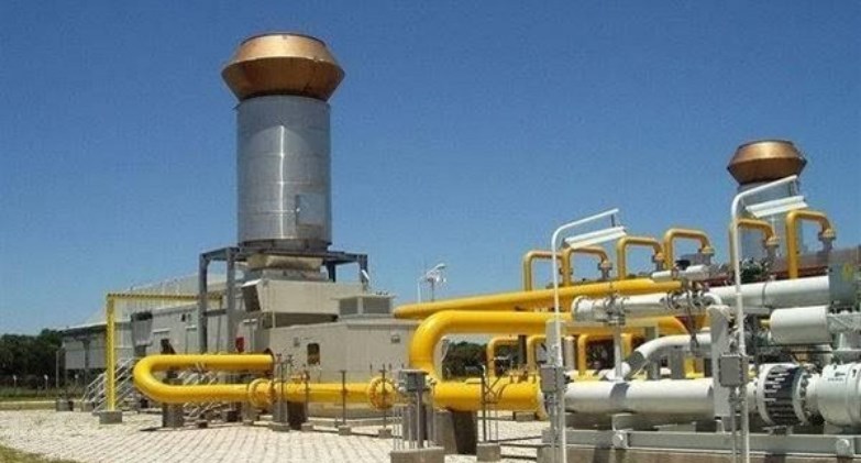 مصر وروسيا تبحثان إنشاء محطات للغاز الطبيعي المسال  
