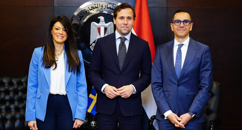 مصر والسويد تبحثان دعم التعاون التجاري والصناعي والاستثماري المشترك