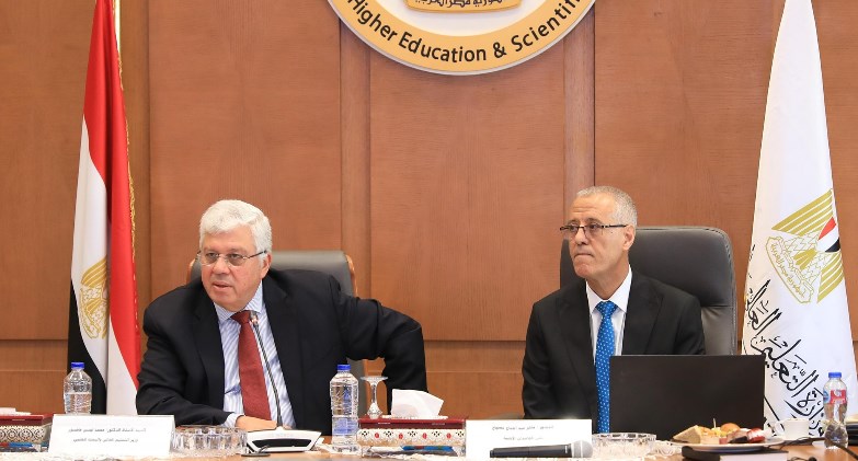 عاشور: أهمية تسويق الجامعات الأهلية لبرامجها الدراسية لجذب الوافدين