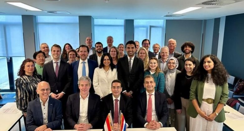 مائدة مستديرة لبحث التعاون المصري الهولندي في مجال إدارة وإعادة تدوير المخلفات
