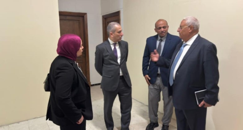 رئيس البنك الزراعي يتفقد الأعمال النهائية بمقر البنك بالعاصمة الإدارية