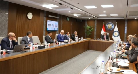 وزير البترول والثروة المعدنية