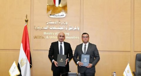 وزيرا الإسكان والتعليم 