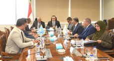 وزير الإسكان ومحافظ الوادي الجديد
