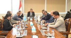 وزير الإسكان والمرافق والمجتمعات العمرانية