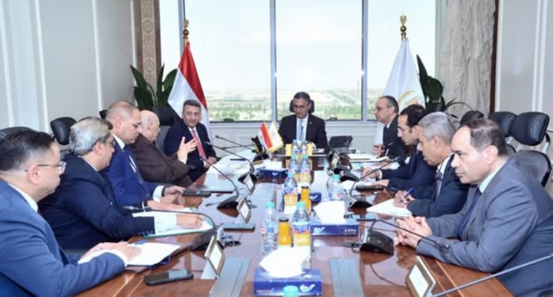  شريف فاروق وزير التموين والتجارة الداخلية