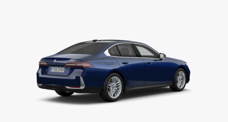جلوبال أوتو للسيارات تقدم النسخة BMW 520i Luxury الجديدة  