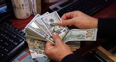 ضبط قضايا إتجار بالنقد الأجنبي