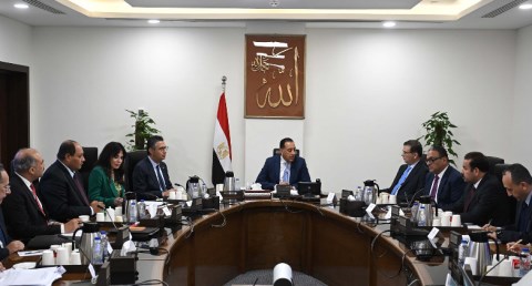 رئيس الوزراء يتابع جهود تطوير قطاع صناعة السكر في مصر وتعزيز الإنتاج المحلي