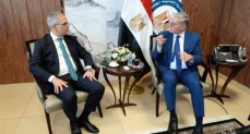 وزير البترول يبحث مع شلمبرجير دعم أنشطة الاستكشاف والإنتاج 