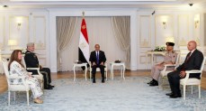 الرئيس السيسي يستقبل قائد القيادة المركزية الأمريكية     