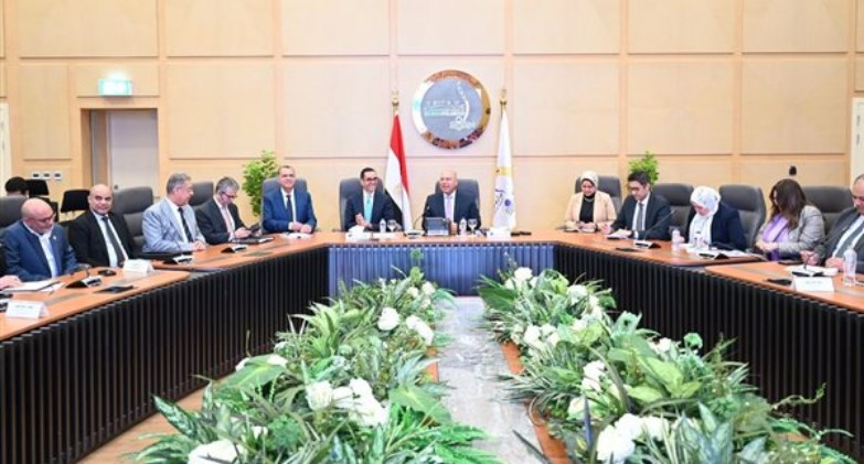الفريق مهندس كامل الوزير نائب رئيس مجلس الوزراء للتنمية الصناعية