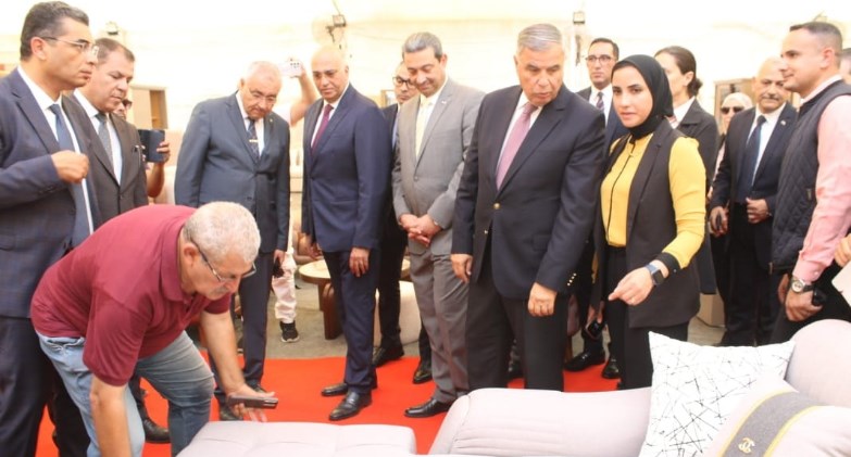 جهاز تنمية المشروعات ومحافظة دمياط يقيمان معرض صنع في دمياط بالتعاون مع محافظة الإسكندرية