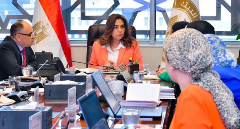 وزيرة التنمية المحلية 