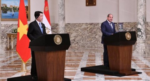 توقيع مذكرتي تفاهم بين مصر وفيتنام بمجالي التنمية المحلية والاقتصادية  