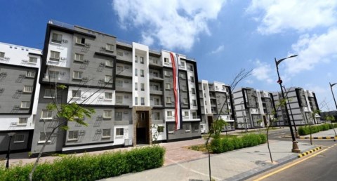 وزير الإسكان يتابع موقف مشروعات المرحلة الثانية من مدينة المنصورة الجديدة 