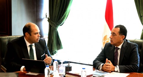 رئيس الوزراء يتابع مع رئيس جهاز حماية المنافسة عددا من ملفات العمل