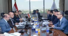 وزير التموين يجتمع مع رؤساء شركات المطاحن لمتابعة انتظام منظومة الطحن