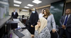 وزيرة التنمية المحلية تقوم بجولة مفاجئة على حي الموسكي بالقاهرة 