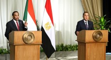 خلال المؤتمر الصحفي.. رئيس وزراء السودان: العهد مع مصر لن ينكسر 