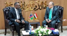 "الغمراوي" مع سفير ناميبيا لدى مصر 